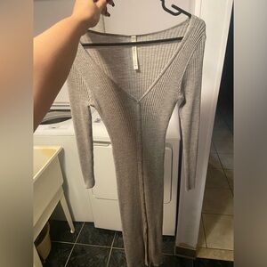 Aritiza Babaton Grey Knit Dress